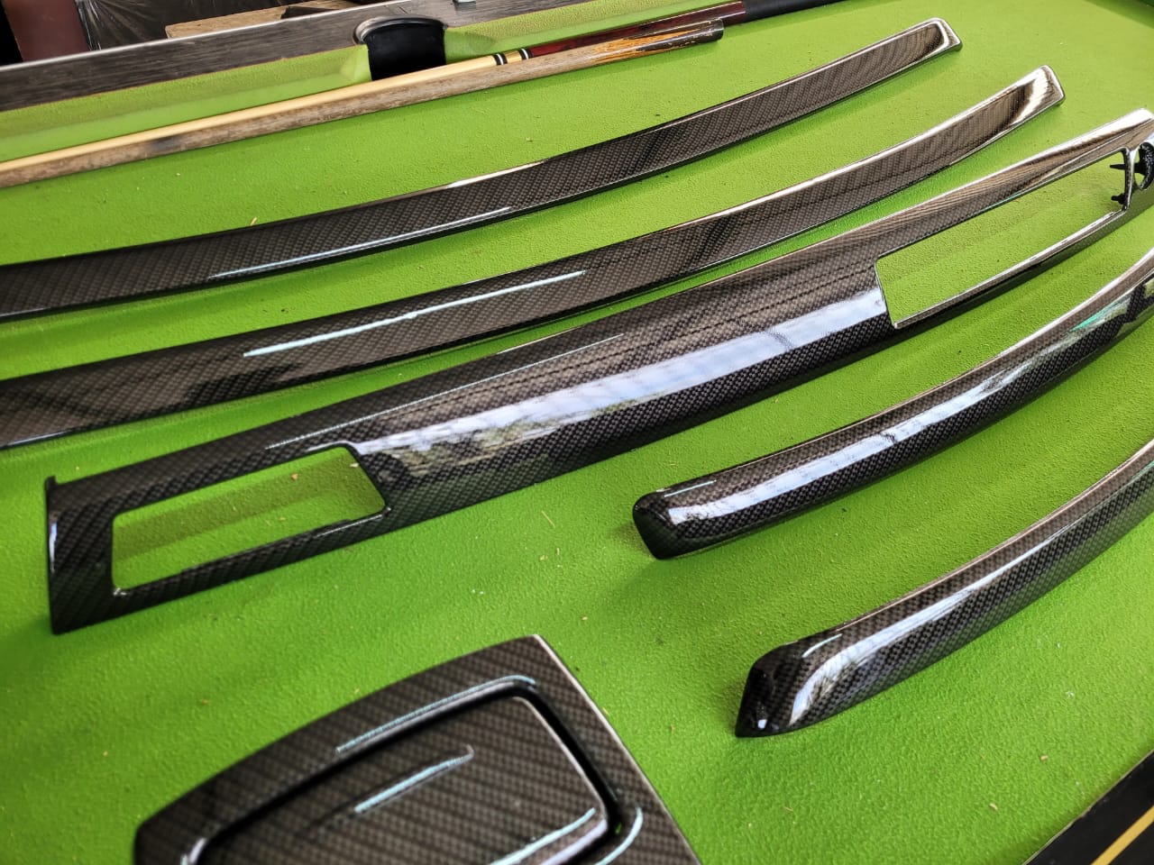 Carbon Fibre for 3 pics